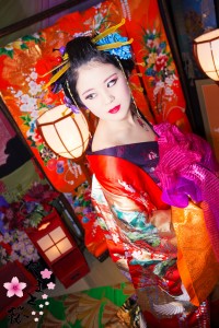 綺麗な赤色の打掛を着た現代風日本髪の花魁